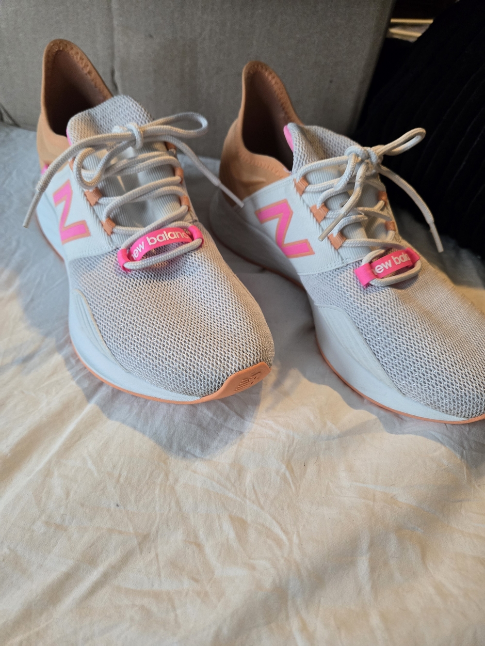 New Balance Women's Light Gray Sneakers with Pink Accents